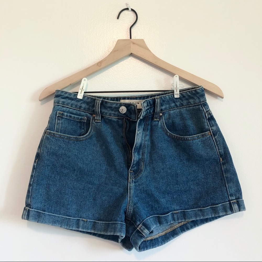 *SOLD* PacSun Timmy Blue Denim Mom Shorts